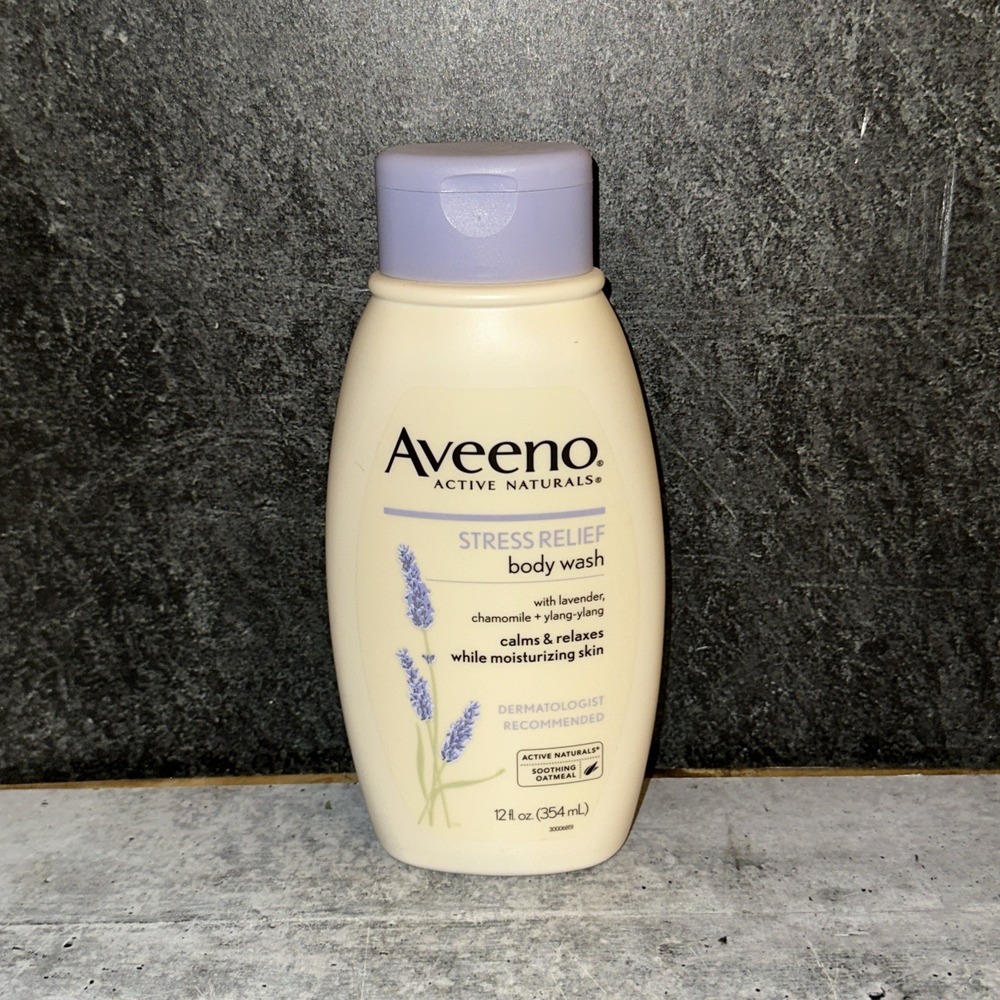 New Aveeno Active Naturals Lavender Scent Stress-Relief Bodywash 12fl oz/354 ml